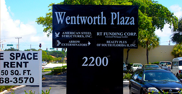 Monument sign — Plaza